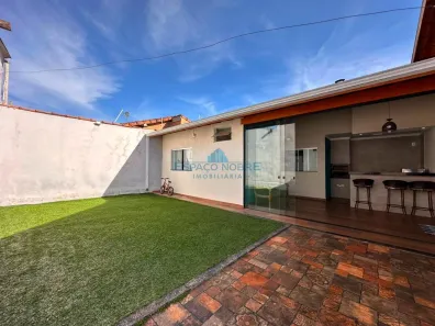 Casa com 3 Quartos à venda, 170m² no Vila Santa Cruz, Franca