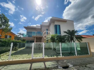 Casa com 3 Quartos à venda, 179m² no Centro, Guabiruba