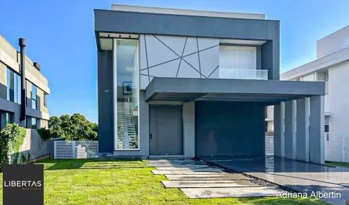 Casa de Condomínio com 3 Quartos à venda, 310m² no Vila Nova, Porto Alegre