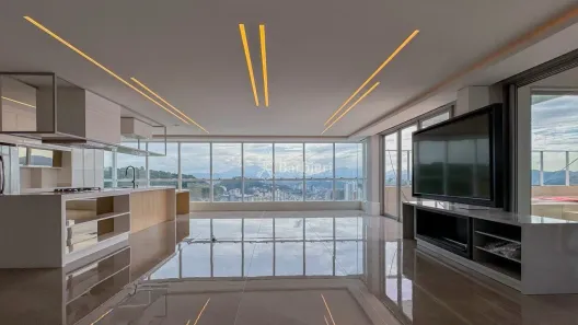 Apartamento com 3 Quartos à venda, 318m² no Vila Nova, Blumenau