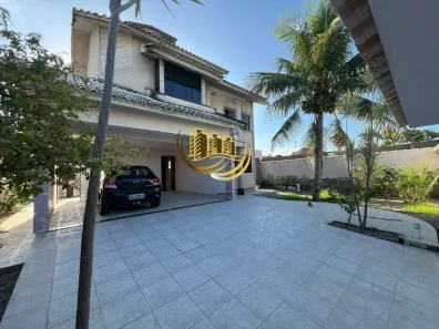 Casa com 4 Quartos à venda, 210m² no Aririú, Palhoça