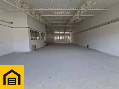 Ponto Comercial para alugar, 250m² no Jardim Zaira, Mauá