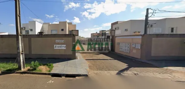Casa de Condomínio com 3 Quartos à venda, 126m² no Jardim Esperança, Londrina