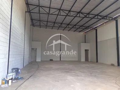 Galpão/Depósito/Armazém para alugar, 240m² no Grand Ville, Uberlândia