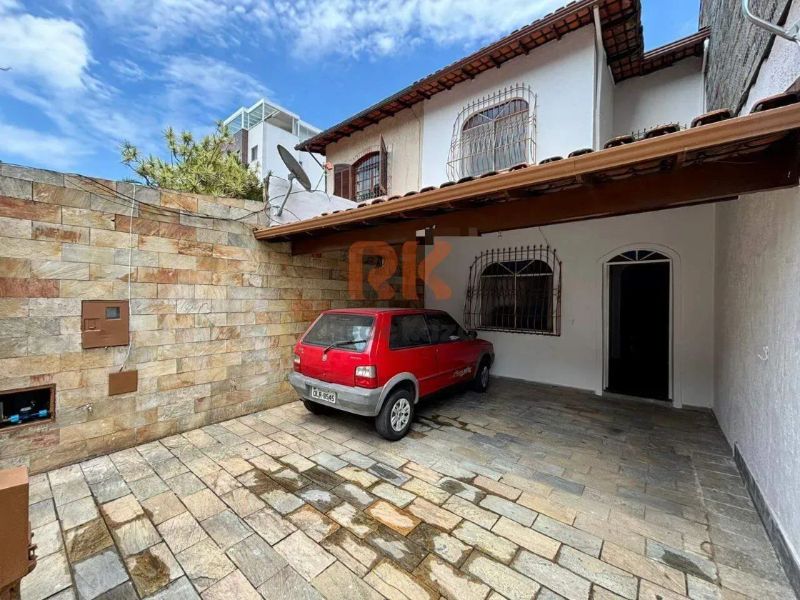 Casa com 3 quartos — Santa Branca, Belo Horizonte