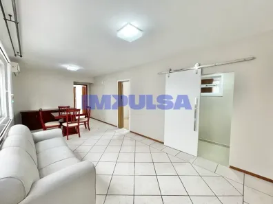 Apartamento com 3 Quartos para alugar, 90m² no Centro, Florianópolis