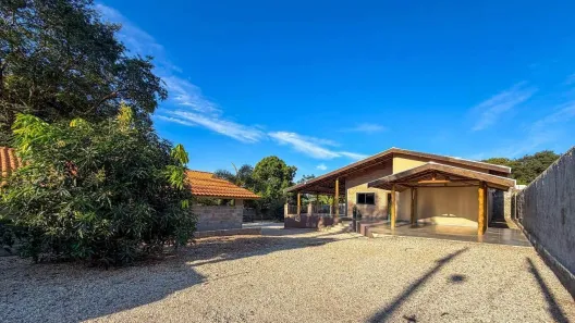 Fazenda/Sítio com 3 Quartos à venda, 382m² no Bairro dos Pires, Limeira