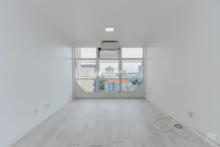Sala Comercial à venda, 36m² no Centro, Canoas