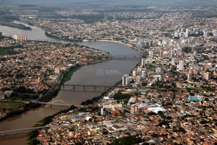 Lote/Terreno à venda, 180m² no Goitacazes, Campos dos Goytacazes