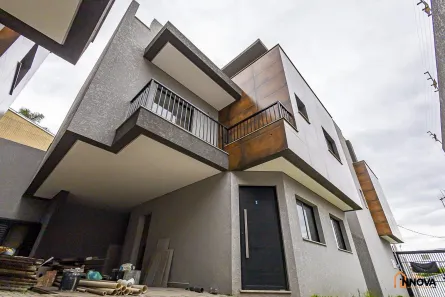 Casa de Condomínio com 3 Quartos à venda, 136m² no Xaxim, Curitiba