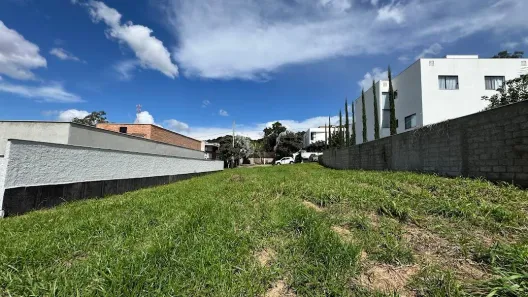 Lote/Terreno à venda, 445m² no Vina Del Mar, Juiz de Fora