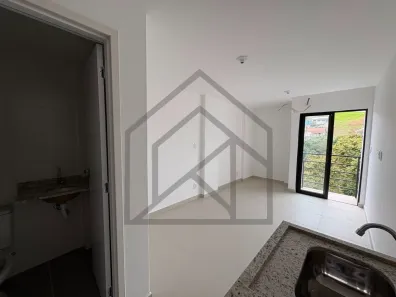 Flat com 1 Quarto para alugar, 22m² no Jardim Amália, Volta Redonda