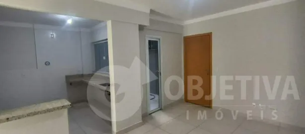 Apartamento com 2 Quartos para alugar, 82m² no Novo Mundo, Uberlândia