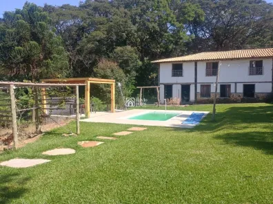 Fazenda/Sítio com 5 Quartos à venda, 400m² no Açude, Betim