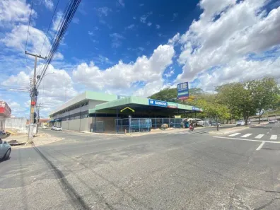 Galpão/Depósito/Armazém para alugar, 2000m² no Centro, Teresina
