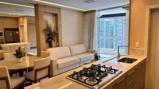 Apartamento com 3 Quartos à venda, 140m² no Meia Praia, Itapema