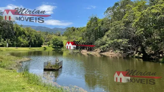 Casa de Condomínio com 3 Quartos à venda, 1200m² no Centro, Itariri