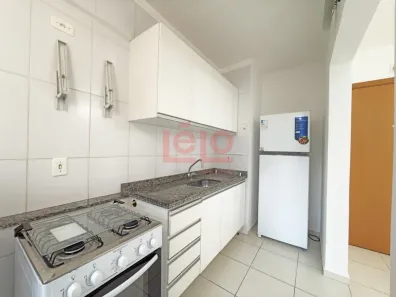 Apartamento com 1 Quarto para alugar, 35m² no Zona 07, Maringá