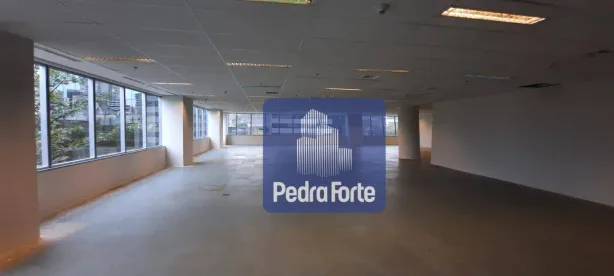 Sala Comercial para alugar, 808m² no Chácara Itaim, São Paulo