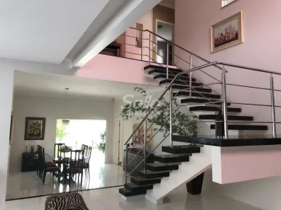 Casa com 4 Quartos para alugar, 391m² no Jardim Karaíba, Uberlândia