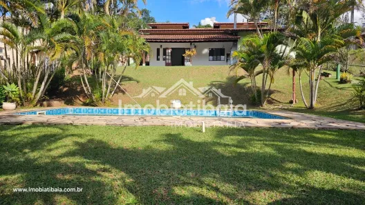 Fazenda/Sítio com 3 Quartos à venda, 170m² no Centro, Bom Jesus dos Perdões