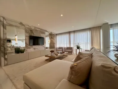 Apartamento com 4 Quartos à venda, 201m² no Meia Praia, Itapema