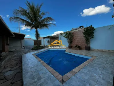 Casa com 3 Quartos para alugar, 300m² no Niterói, Betim