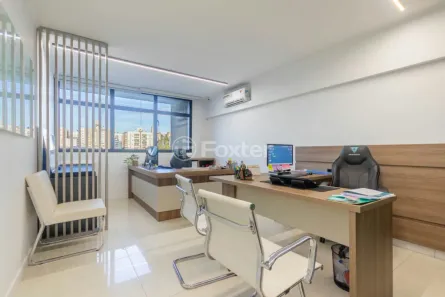 Sala Comercial à venda, 44m² no Praia de Belas, Porto Alegre