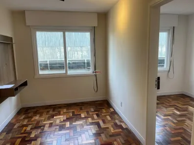 Apartamento com 1 Quarto para alugar, 48m² no Jardim Lindóia, Porto Alegre