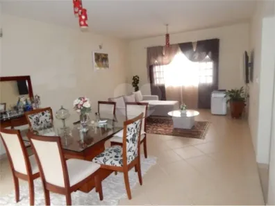 Casa com 3 Quartos à venda, 126m² no Vila Suissa, Mogi das Cruzes