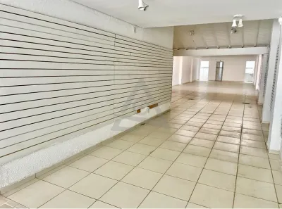 Ponto Comercial para alugar, 171m² no Cambuí, Campinas