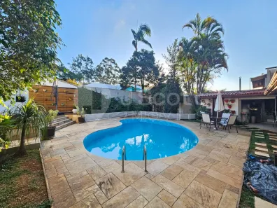 Sobrado com 4 Quartos à venda, 330m² no Interlagos, São Paulo