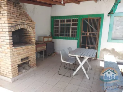 Casa com 3 Quartos à venda, 140m² no Jardim Nomar, Caraguatatuba
