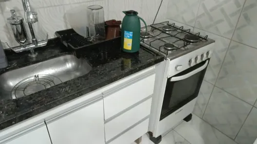 Casa com 2 Quartos para alugar, 70m² no Morada Nova, Contagem