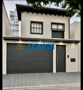 Casa com 4 Quartos para alugar, 140m² no Jardim Paulistano, São Paulo