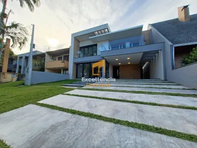 Sobrado com 4 Quartos à venda, 327m² no , Pontal do Paraná