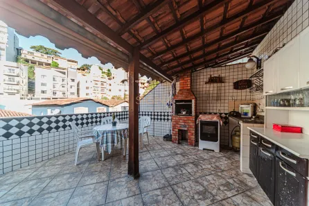 Casa com 5 Quartos à venda, 213m² no Granbery, Juiz de Fora