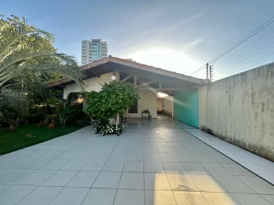 Casa com 3 Quartos à venda, 161m² no Engenheiro Luciano Cavalcante, Fortaleza