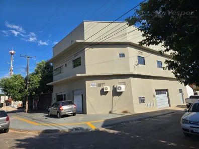 Prédio Comercial com 6 Quartos à venda, 154m² no Setor Novo Horizonte, Goiânia