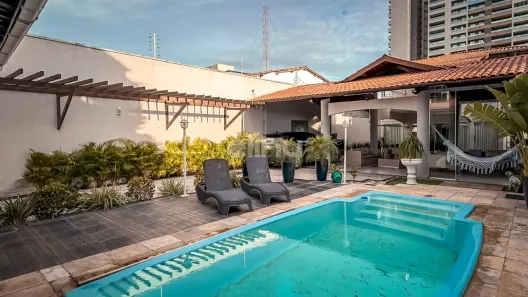 Casa com 4 Quartos à venda, 715m² no Engenheiro Luciano Cavalcante, Fortaleza