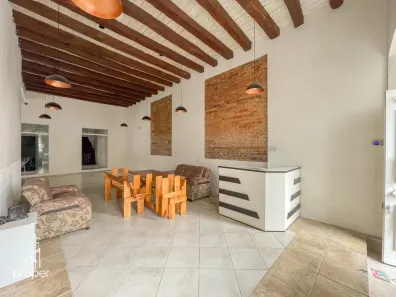 Prédio Comercial com 3 Quartos para alugar, 160m² no Centro, Pelotas