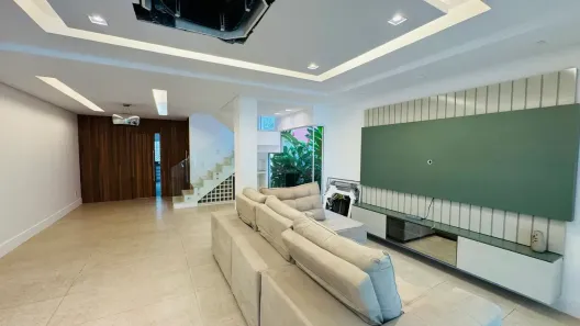 Casa com 4 Quartos para venda ou aluguel, 340m² no Barra da Tijuca, Rio de Janeiro