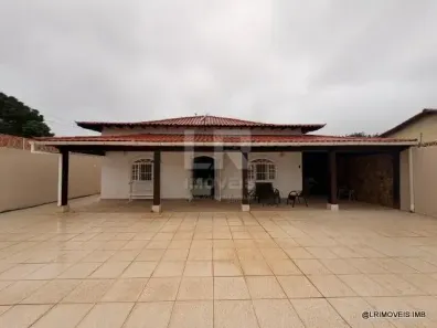 Casa com 4 Quartos à venda, 250m² no Parati, Araruama