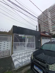 Casa com 3 Quartos para venda ou aluguel, 90m² no Guilhermina, Praia Grande