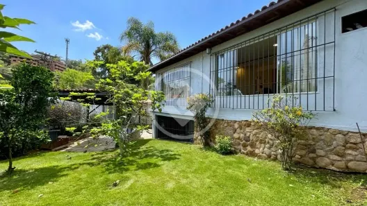 Casa com 3 Quartos à venda, 164m² no Golfe, Teresópolis