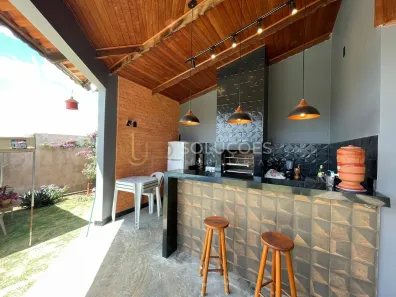 Casa de Condomínio com 4 Quartos à venda, 370m² no Região dos Lagos, Brasília
