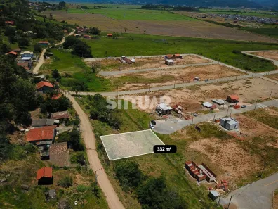 Lote/Terreno à venda, 332m² no Congonhas, Tubarão