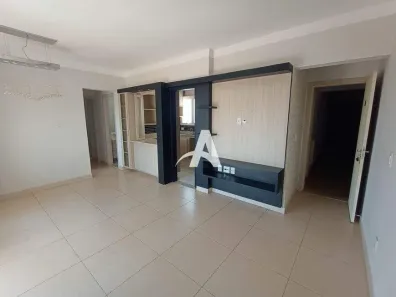 Apartamento com 2 Quartos para alugar, 80m² no Tubalina, Uberlândia