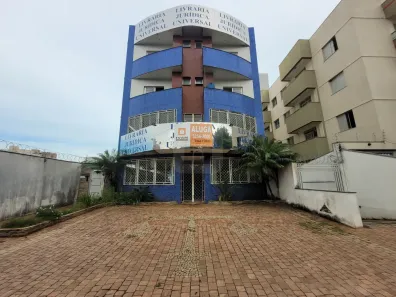 Prédio Comercial para alugar, 780m² no Saraiva, Uberlândia