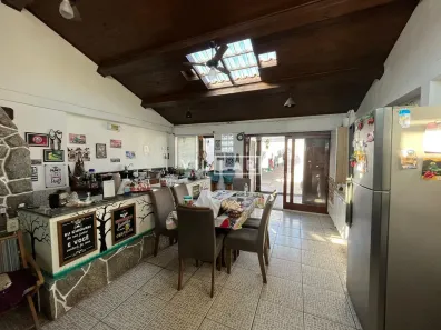 Casa com 5 Quartos à venda, 243m² no Centro, Pelotas